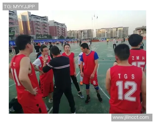 重庆篮球队的灵活战术与团队协作探讨