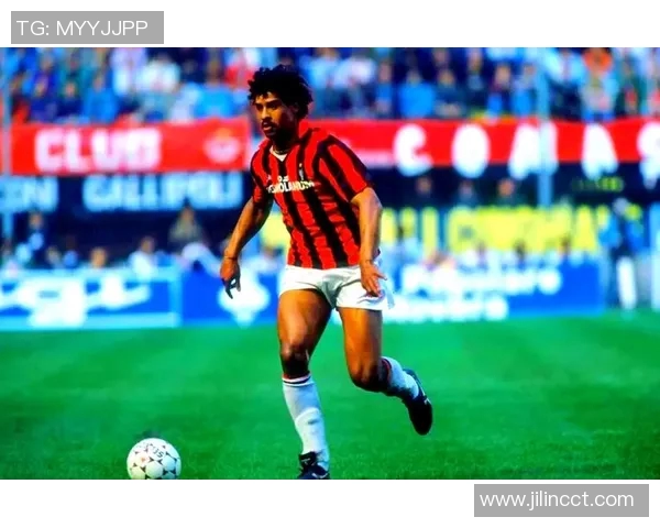 40位足球明星的妻子们生活揭秘她们背后的故事与风采